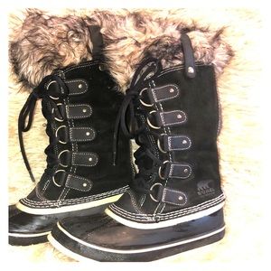 Sorel Boots~Like New